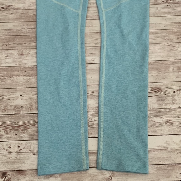 Outdoor Voices 7/8 High Rise Warmup Leggings in Pool Blue - Picture 11 of 15